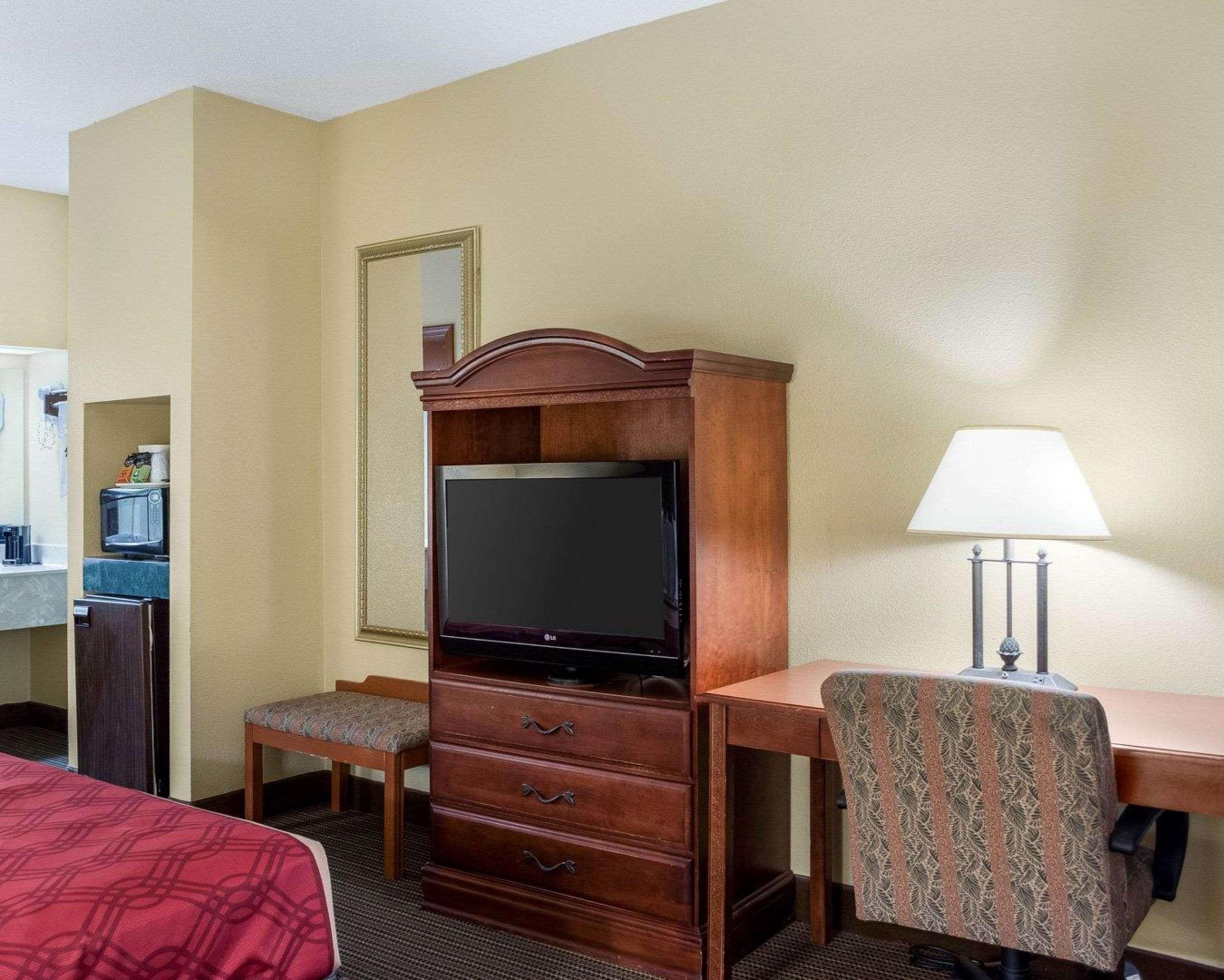 Econo Lodge By Choice Greenville Exteriör bild