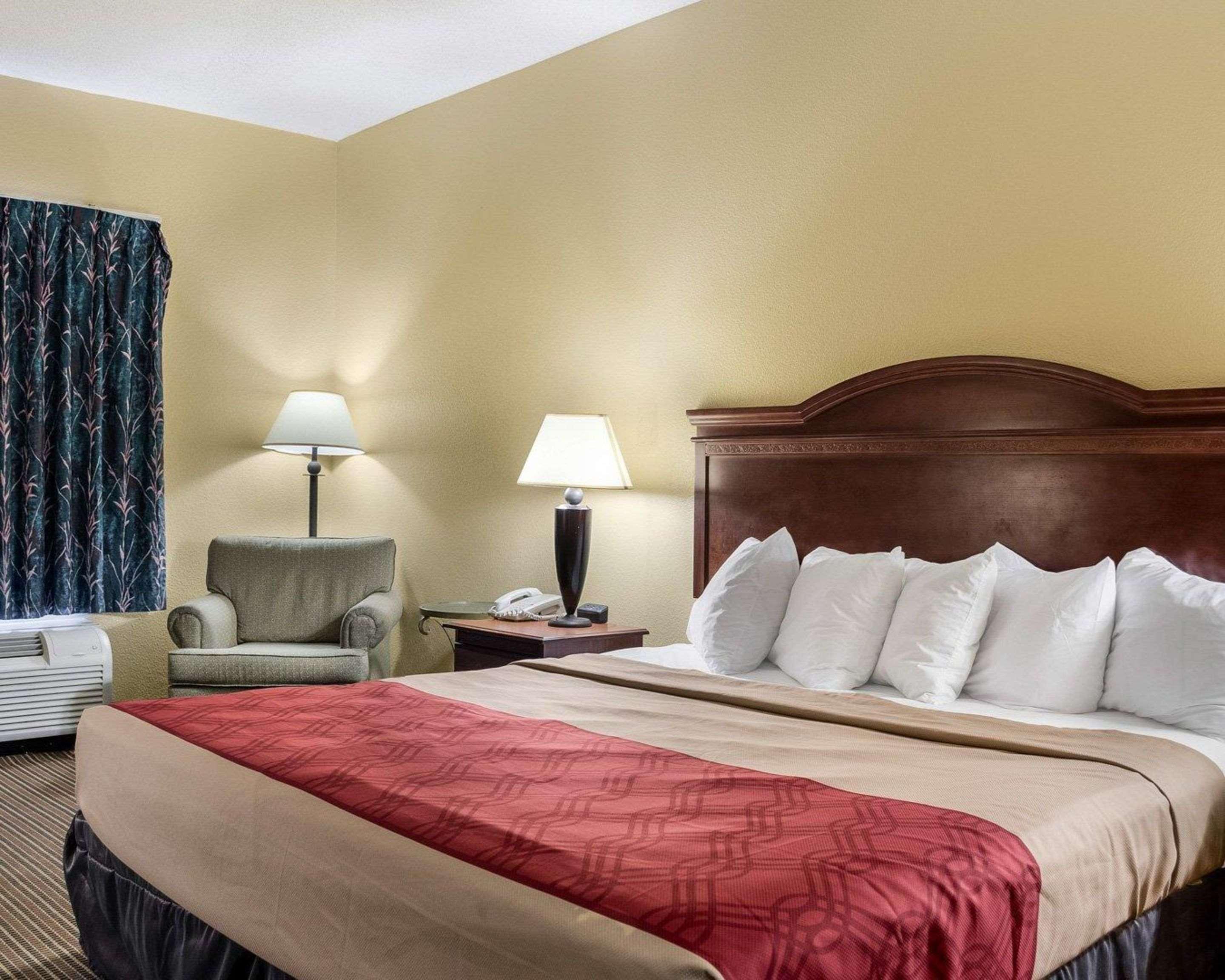 Econo Lodge By Choice Greenville Exteriör bild