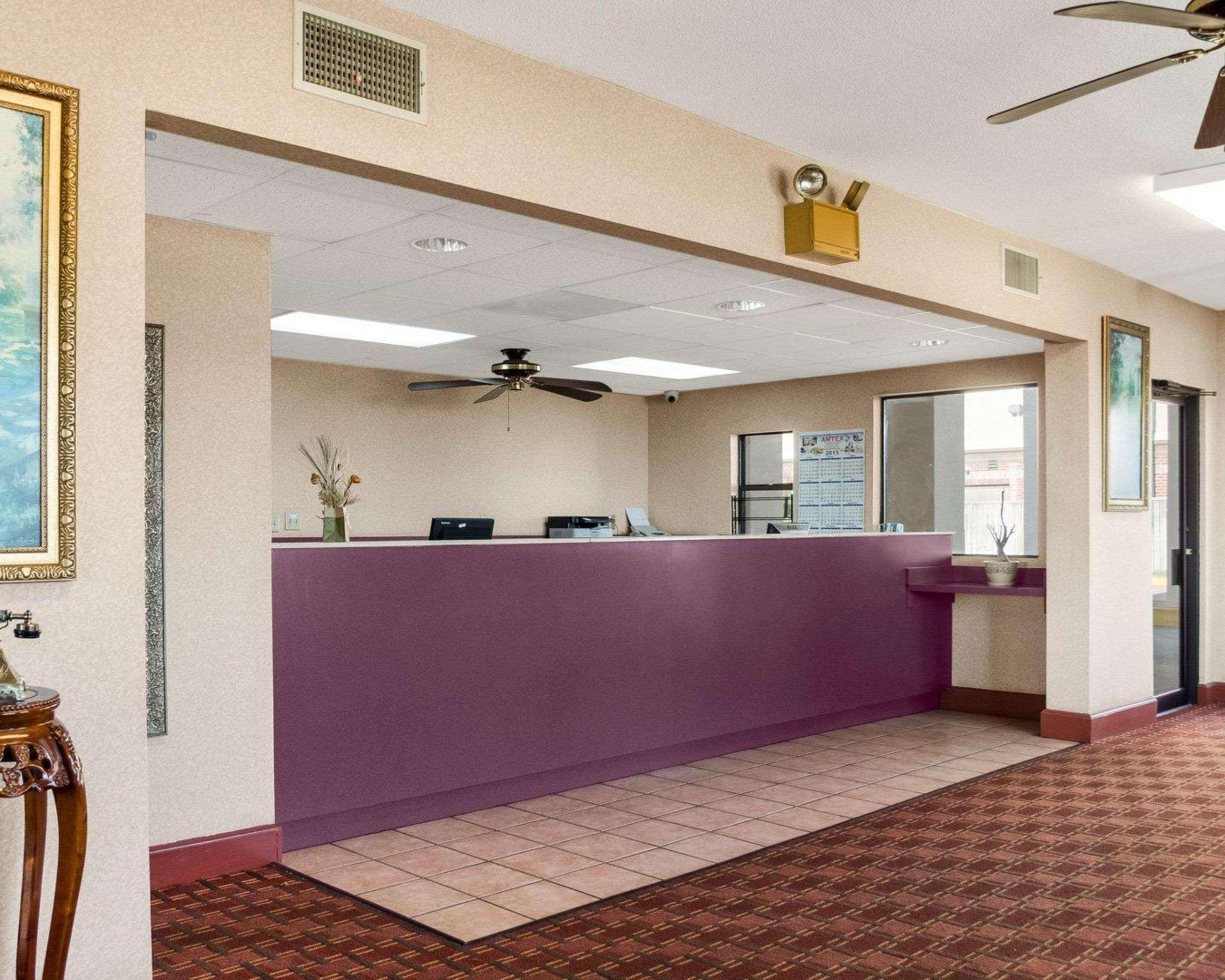 Econo Lodge By Choice Greenville Exteriör bild
