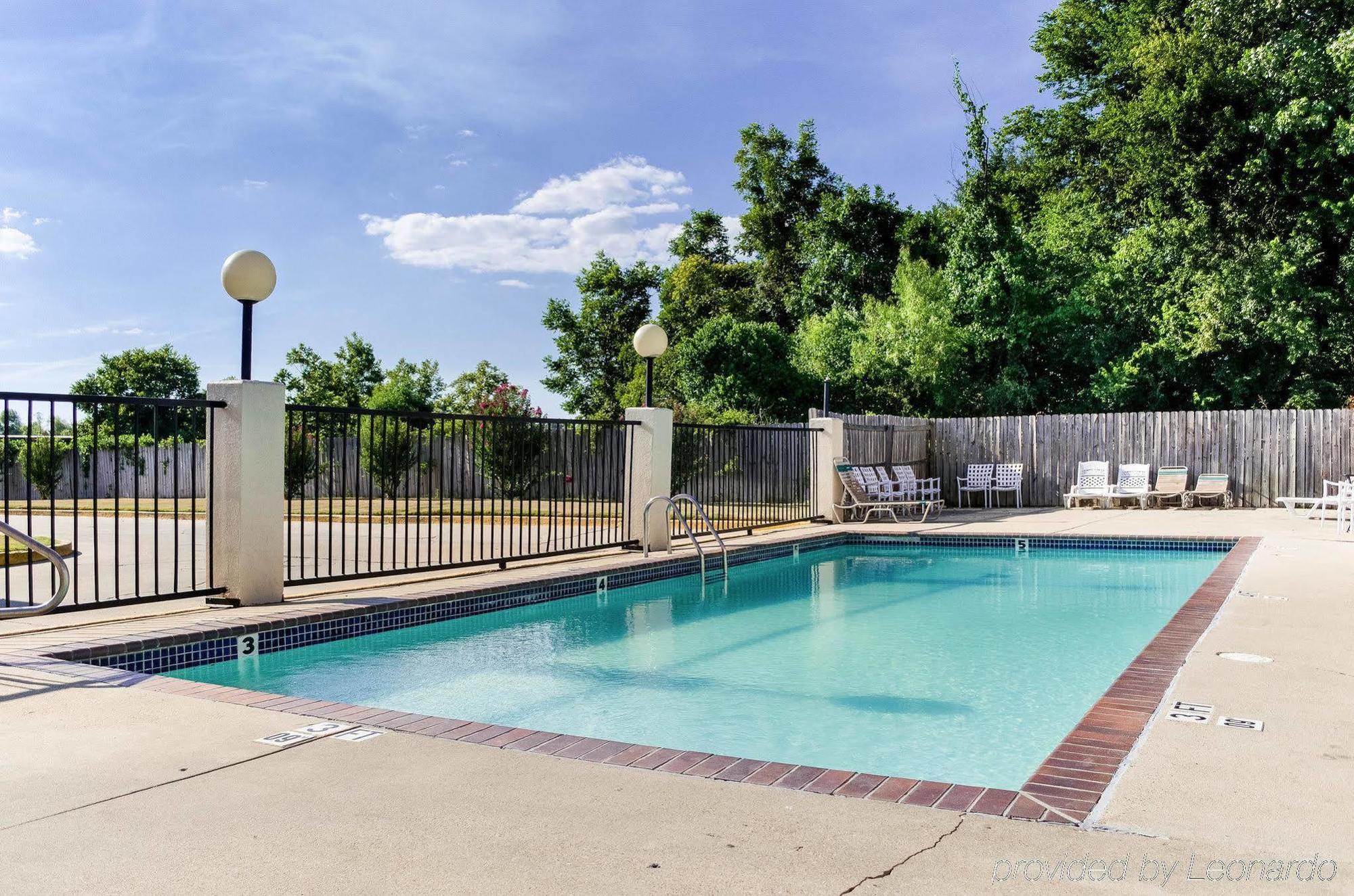Econo Lodge By Choice Greenville Exteriör bild